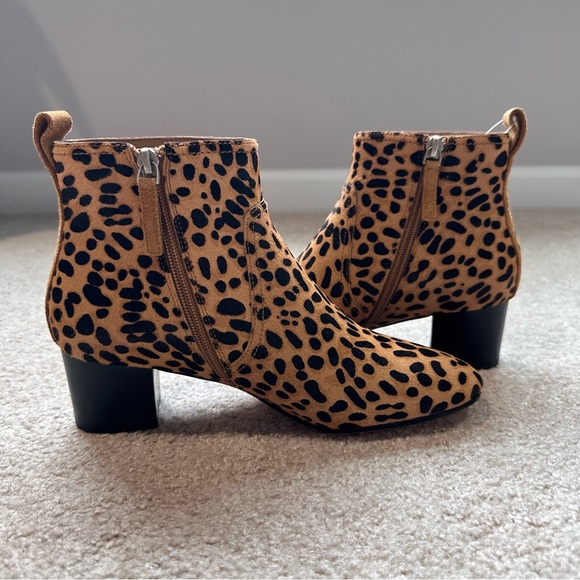 Johnny Was LEOPARD Haircalf BOOTIE Size 7.5 NWOB - Picture 2 of 9